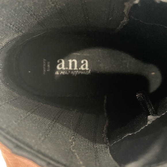 Suede ankle boots - Picture 3 of 6